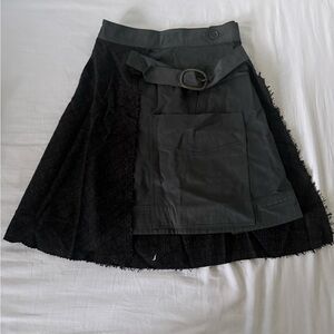 Stylish Black Women's Skirt with Belt
